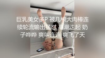 颜值区极品美女下播前给大家小秀一波，镜头拿到下面没穿内裤，掰开极品粉穴特写，掏出白嫩美乳揉捏真粉嫩